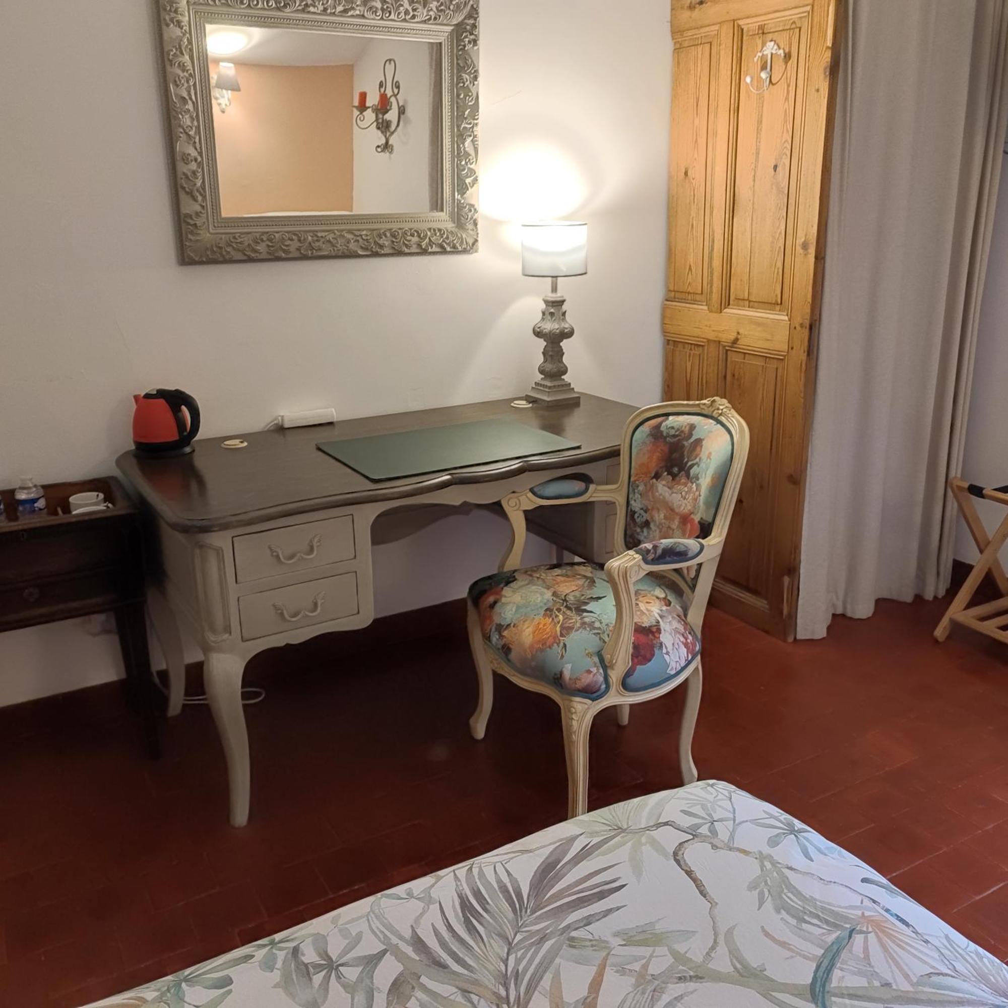 Le Ptit Cottage Ніон Екстер'єр фото